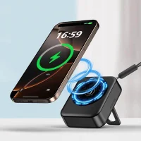 Romont Giftology 6 In 1 Mag Wireless Charger, Multicable & Cleaning Kit 3